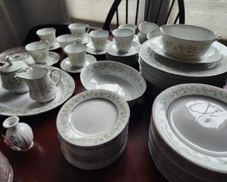 China by Noritake "Savannah" Pattern
