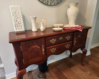 Sideboard