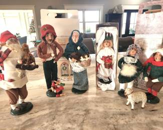 Byer's Choice Collection