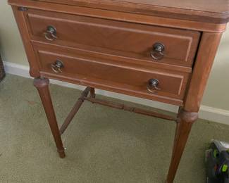 Sewing Machine / Table (cast iron antique sewing machine) $ 110.00