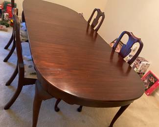 Table / 4 Chairs / Leaves $ 260.00