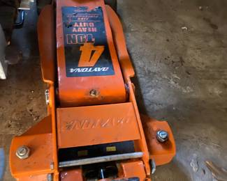Daytona 4 Ton Pump Jack $ 280.00