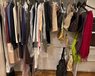 Ladies clothing sizes 12-16
Excellent condition/Some New
Hand bags/belts/Sweater’s /Wraps