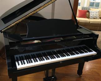 Yamaha Baby Grand Piano