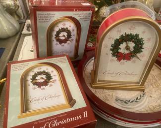 Carol of Christmas table clocks, Howard Miller