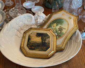 Gold tone mini plaques made in Italy