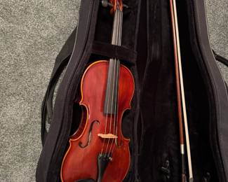 Jan Dvorak Violin 483. Beautiful condition!  We are not able to provide pricing information. Thank you for your understanding.