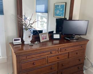 Alexander Julian Dresser / Mirror $ 378.00