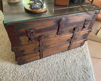Antique Steamer Trunk $ 138.00