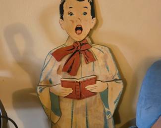 Vintage wooden caroler