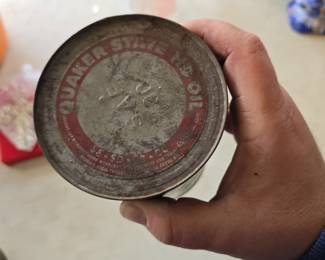 unopened quaker oil can 