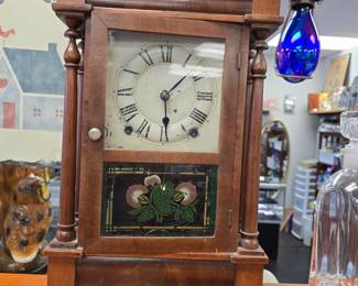vintage mantle clock 