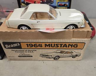 Jim Beam 1964 mustang decanter in original box 