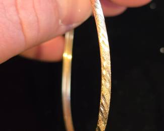 14k gold bangle bracelet