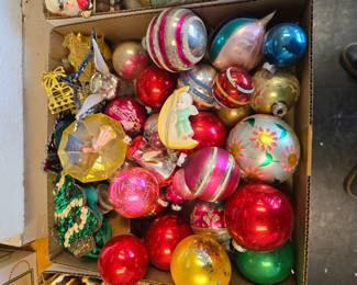 vintage Christmas, shiny brite, some made in poland etc 