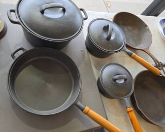 cast iron pots and pans