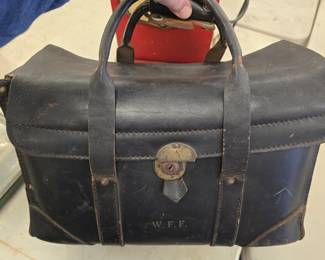 vintage apothecary bag! AKA Alicias bag  