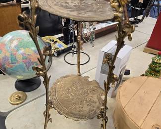 brass 2 tier plant stand 