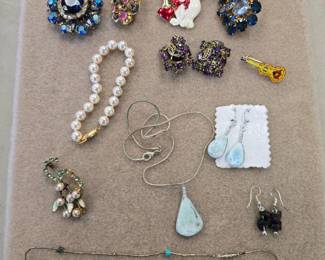 costume Jewelry nice older brooches and some sterling 