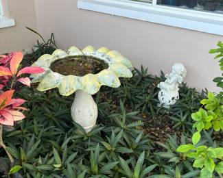 Bird bath