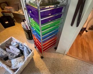 Art cart