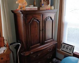 Drexel Wardrobe! Again, Excellent Condition! Original Teddy Ruxpin in the Box and Grubby Stuffed Animal!