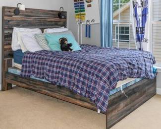 3 Piece Gray Wood Queen Bedroom set with Mattress, Chest,  & Bureau (Dresser with Mirror). Also included a Gray Wood Office Desk with Office/Gamer Chair Full set Practically New!