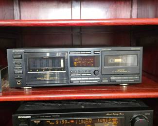 Pioneer 6 Cassette Player
