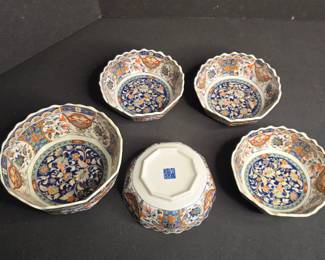Vintage Japanese Imari Bowls