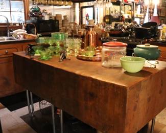 HUGE Vintage Butcher Block 5‘ x 2’7"        33"Tall. 