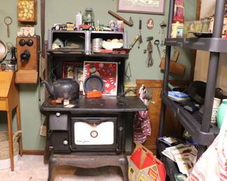 Antique Wood Stove 