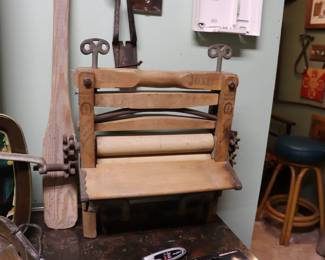 Antique American Wringer Co. Clothes Wringer