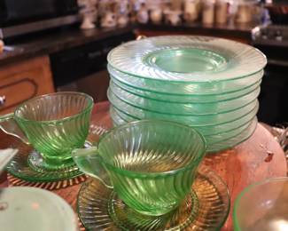 Uranium Glass - HOCKING Green Spiral Cup & Plate Set 