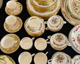 True Legacy Premium-Coal Port China set made in England