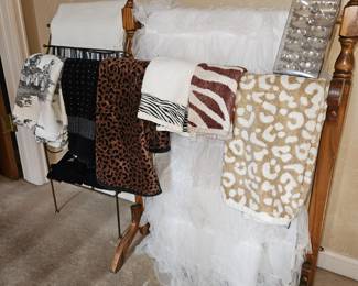 Beautiful Bathroom Linens!