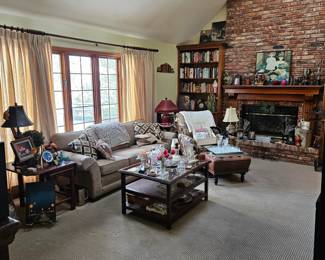 Family/Library Room!