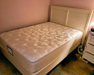 Posturepedic Preferred Cambria Heights Ultra Plush Full Mattress!