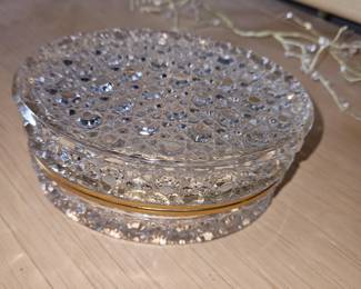 Kusak Cut Crystal Lidded Box!