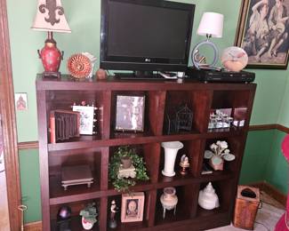 Wood 12 Cubby Shelf, Lamp W/Girl Reading Book, Fleur de Lis Lamp, Humpty Dumpty Gothic Ellison Tile, LG TV #26LC7D, Toshiba DVD Player SD-1600, Etc!