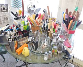 Great Assortment of Kitchen Tools!