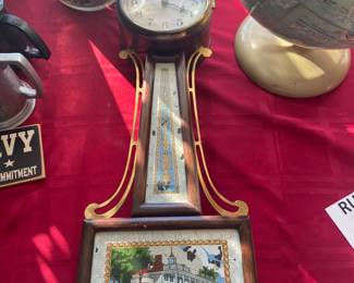 Banjo clock with Mount Vernon picture.