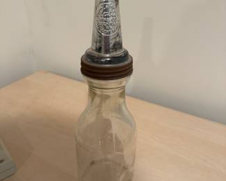 Vintage The Master MFG Co. Litchfield IL Sept 14, 1923 Glass Motor Oil Bottle