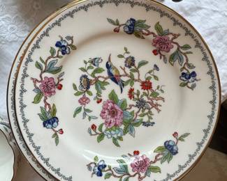 Aynsley "Pembroke" Bone China (46pc)