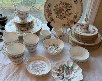 Aynsley "Pembroke" Bone China (46pc)