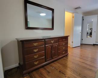 Vintage Mahogany 9 Drawer / 2 Door Dresser 