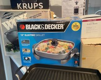 Krups KB720 blender, Black & Decker electric skillet 