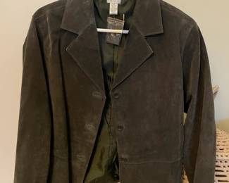 Women's clothing