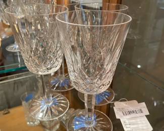 Waterford water goblet set (A)
