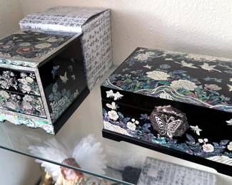 Lacquerware inlaid boxes