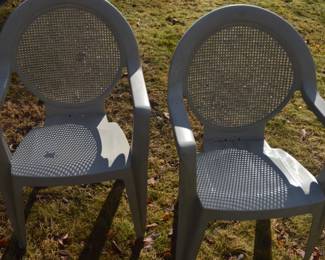 rubbermaid patio chairs